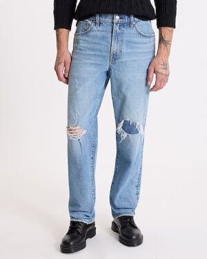 Loose Ripped Light Wash Stretch Jeans