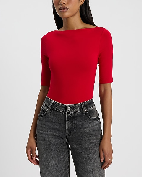 LIPSTICK RED