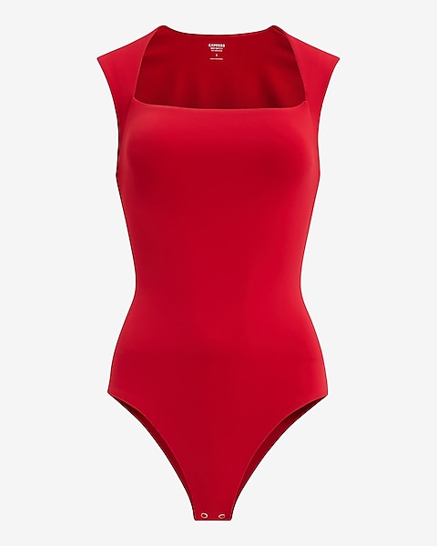 LIPSTICK RED