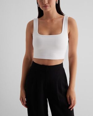 Body Contour High Compression Square Neck Cropped Tank With Bra Cups