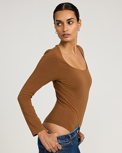 TAN BROWN