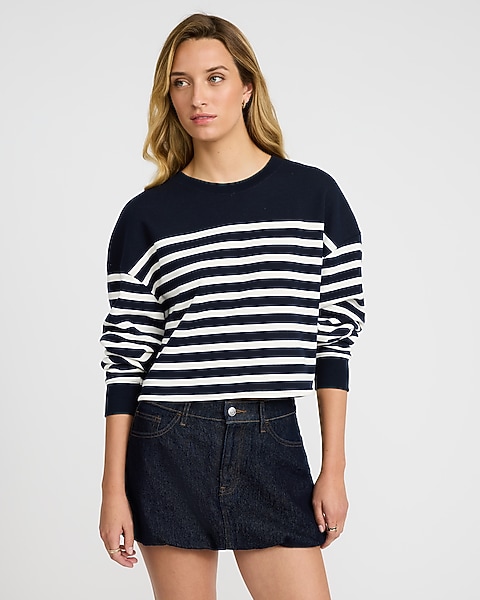 WHITE STRIPE