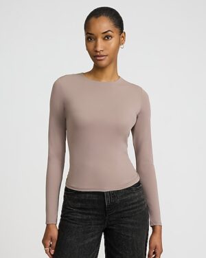 Body Contour Mid Compression Long Sleeve Tee