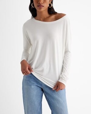 Relaxed Off The Shoulder Long Sleeve London Tee