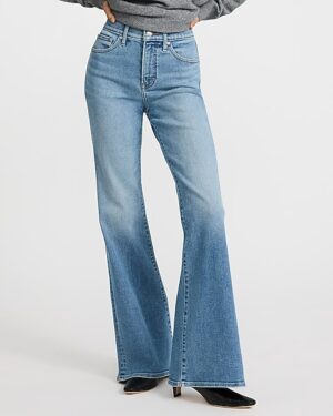 High Waisted Light Wash '70s Flare Jeans