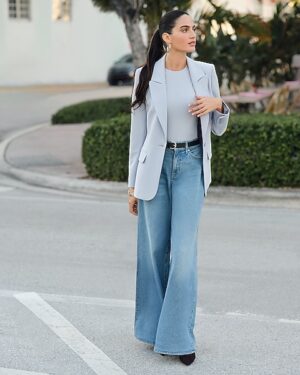 High Waisted Relaxed Wide Leg Stretch Jeans