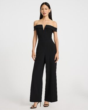 Crepe V-Wire Off The Shoulder Wide Leg Jumpsuit with Pockets