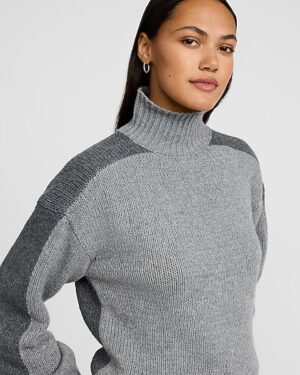 Color Block Turtleneck Sweater