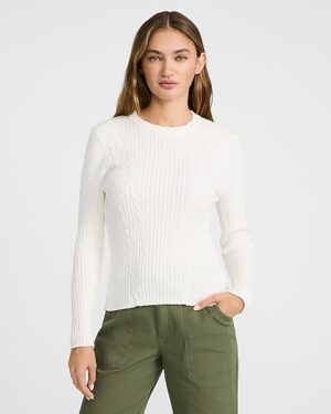 Fitted Cable Knit Crew Neck Sweater
